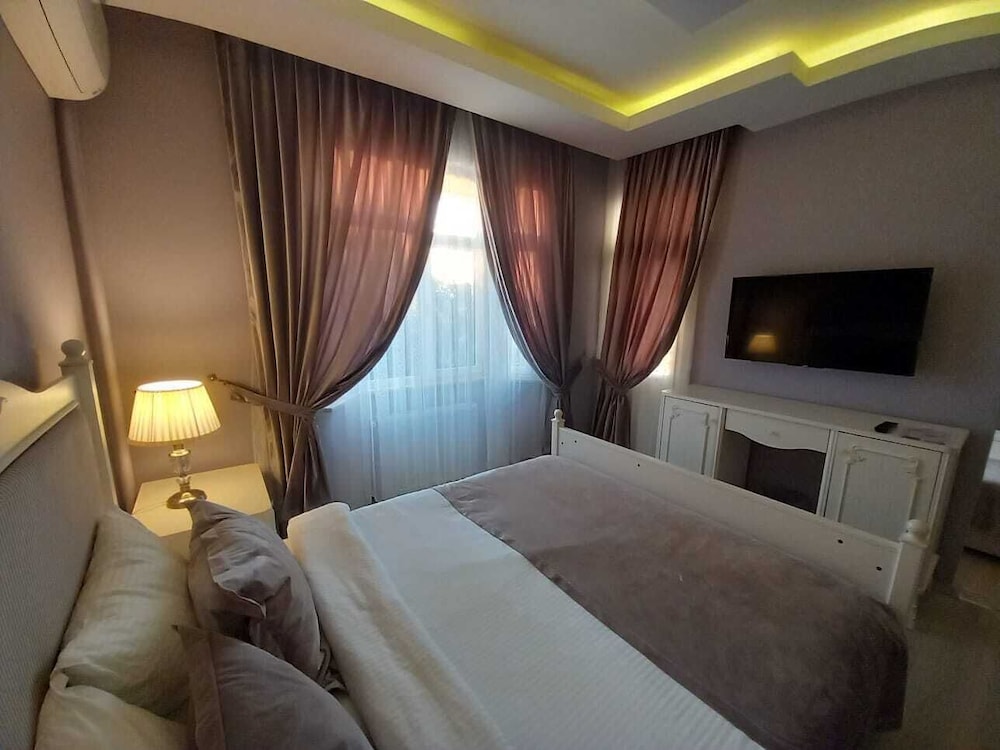 Basic Quadruple Room photo 1