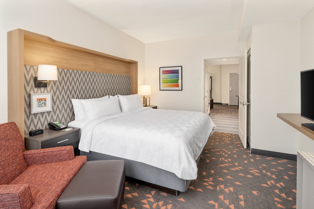 Available room