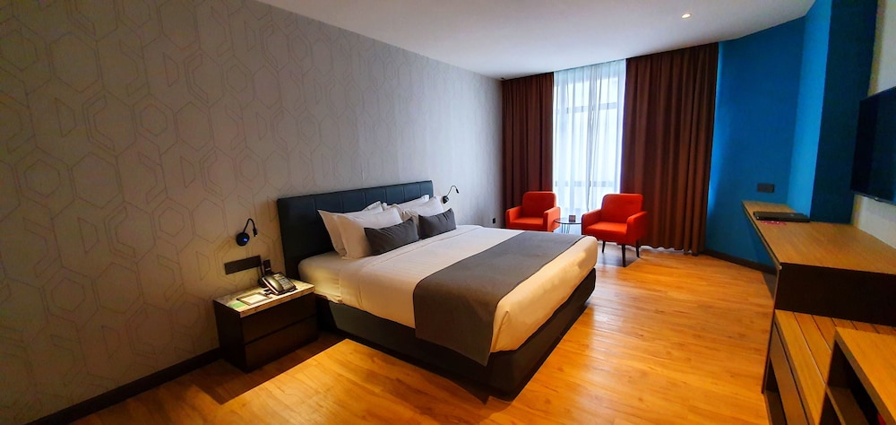 Club King Room photo 3