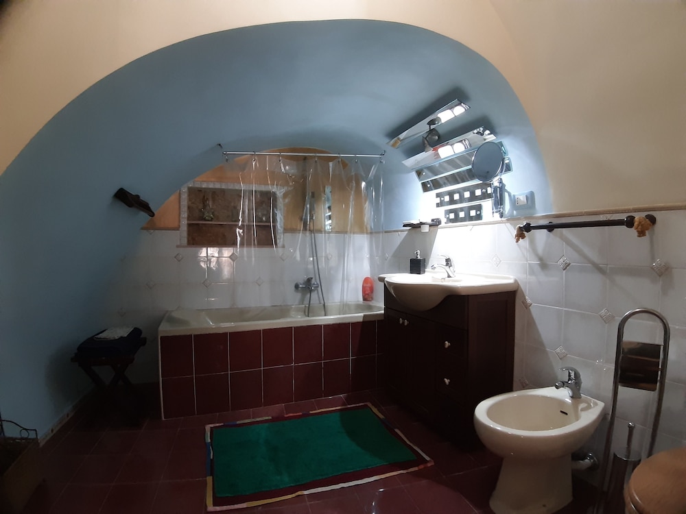 Suite in dependance