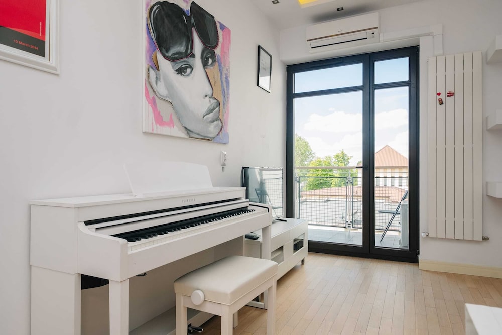 Superior Apartment - Photo 2