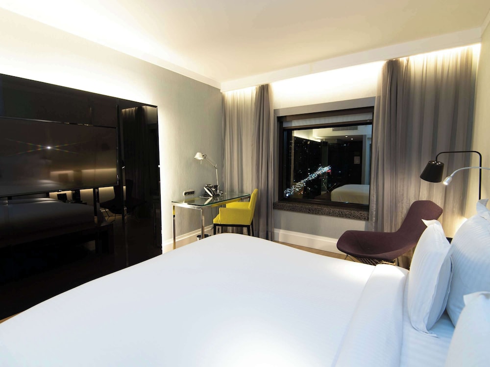 Executive Room, 1 Queen Bed - Photo 11