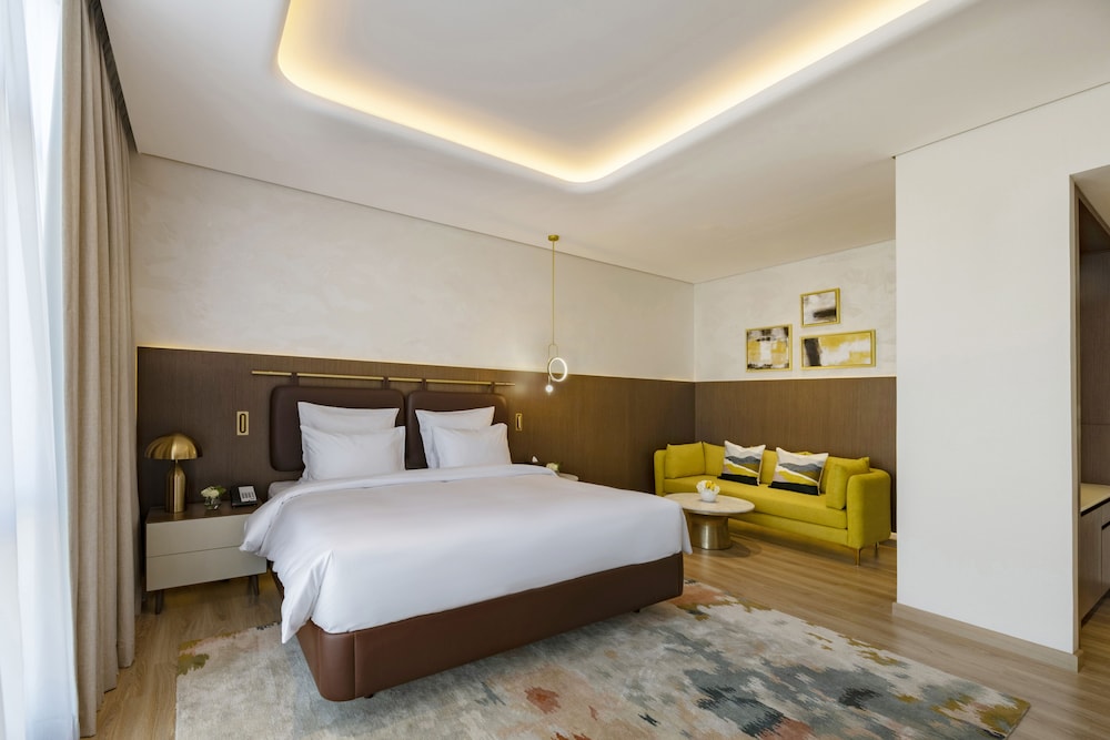 Premium Room, 1 Double Bed, City View