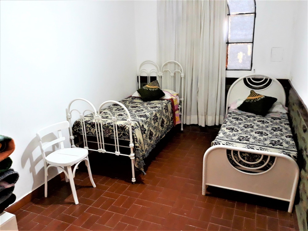 Comfort House, Multiple Beds, Park View photo 2