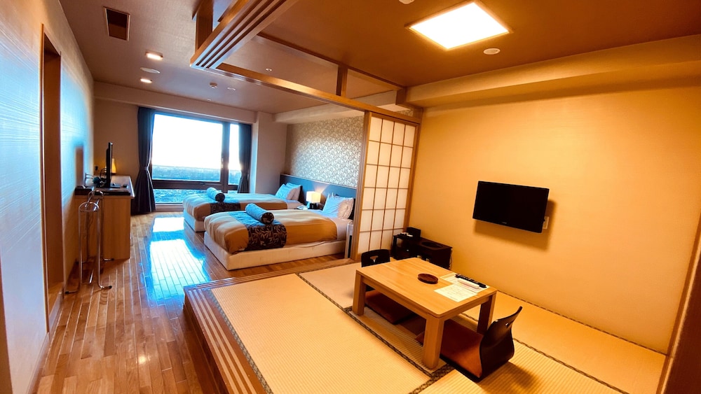 Japanese Western Style Room with Private Open-air Bath, Annex (A-2 Type) photo 2