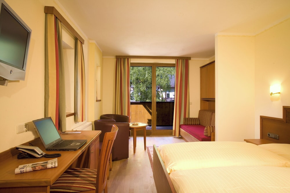 Comfort Double Room, 1 Bedroom, Balcony photo 3