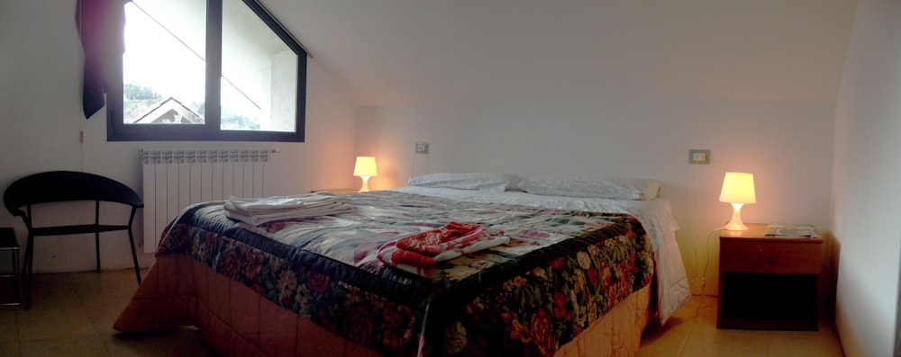 Basic Apartment, 2 Bedrooms photo 3