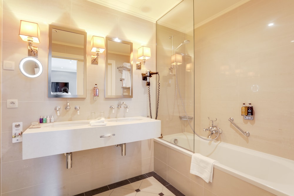 Royal Suite - Photo 9