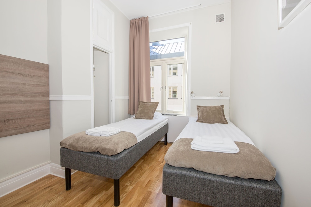 Economy Double Room photo 3