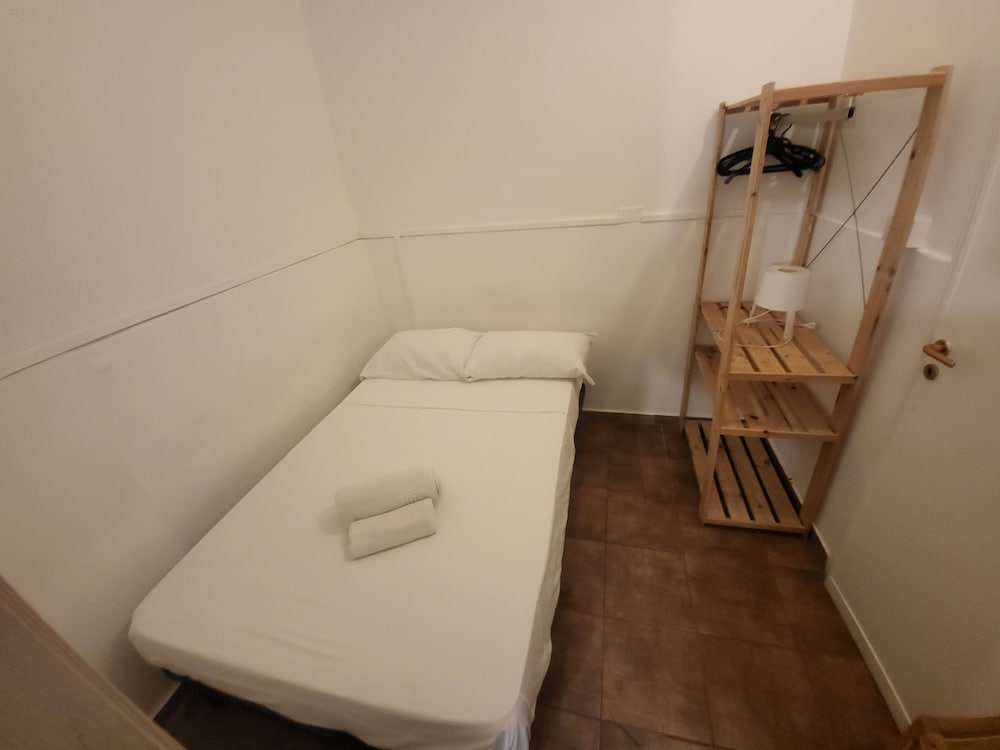 Economy Single Room photo 1