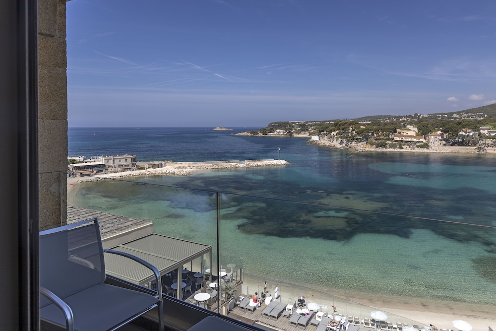 Double Room, Sea View - Photo 2