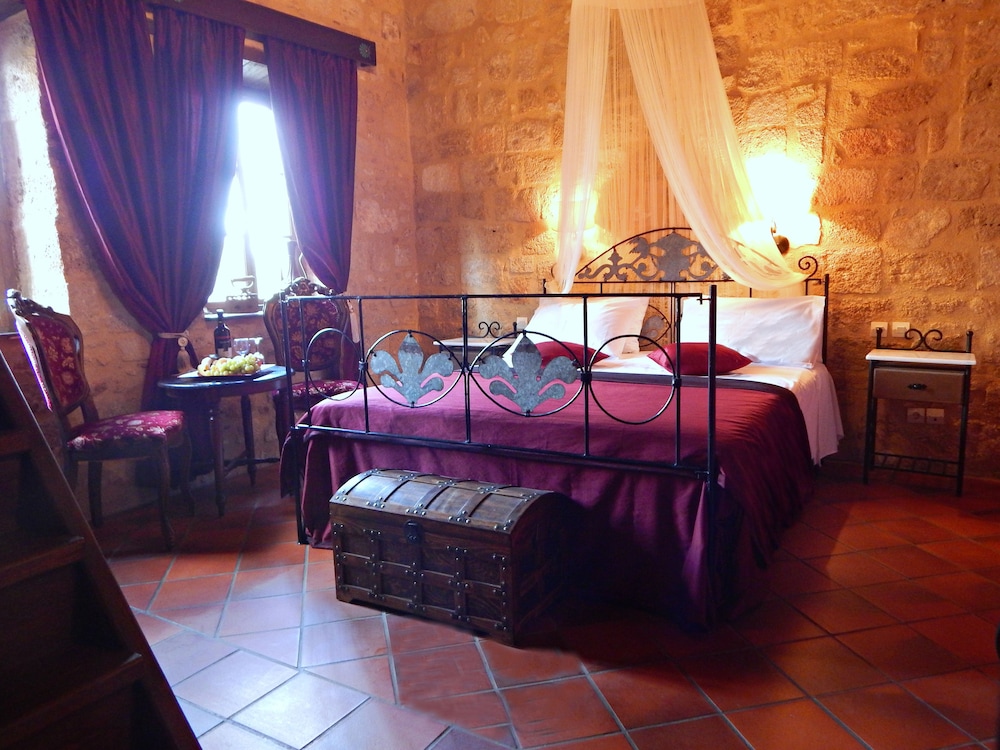 Superior Suite (King’s Chamber) photo 1