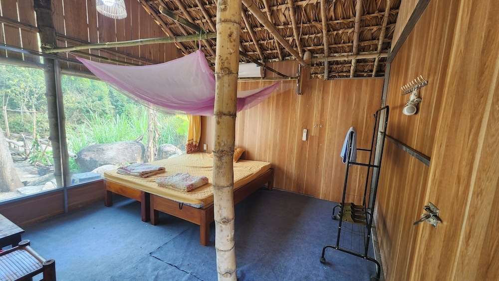 Basic Bungalow photo 2