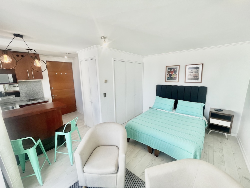 Deluxe Studio Suite photo 2