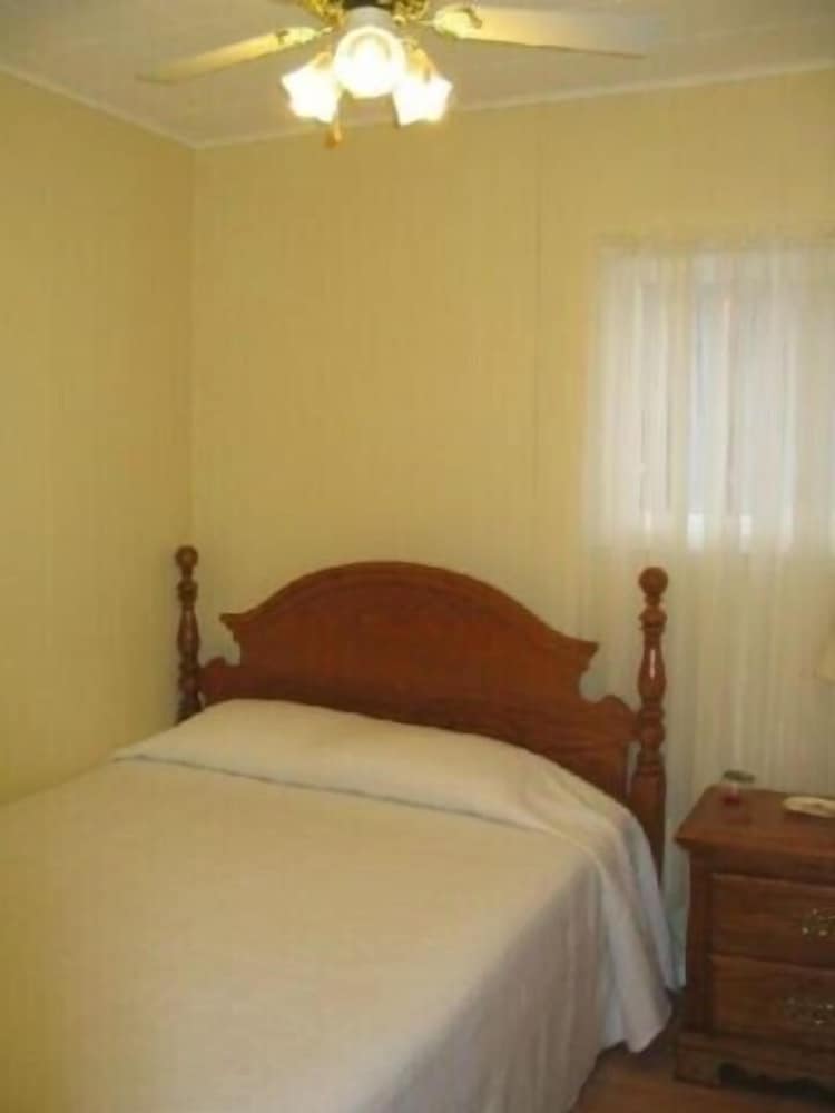 Signature Cottage, 2 Bedrooms, Mountain View photo 1