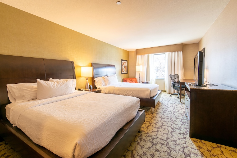 Room, 2 Queen Beds, Accessible - Photo 2