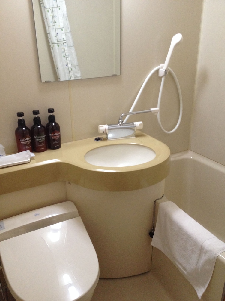 Twin Room, Non Smoking photo 3