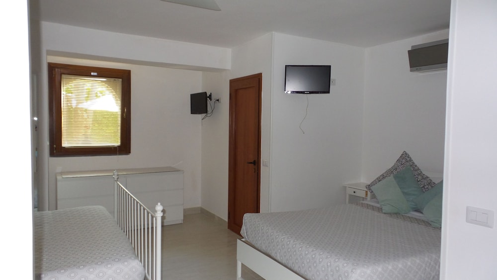 Deluxe Quadruple Room photo 1