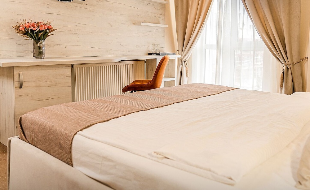 Double or Twin Room photo 1
