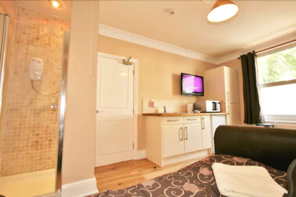 Family Room, 1 Double Bed with Sofa bed photo 3