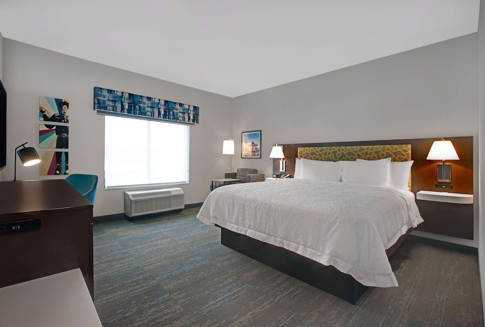 Suite, 1 King Bed, Accessible, Refrigerator & Microwave (Hearing) - Photo 1