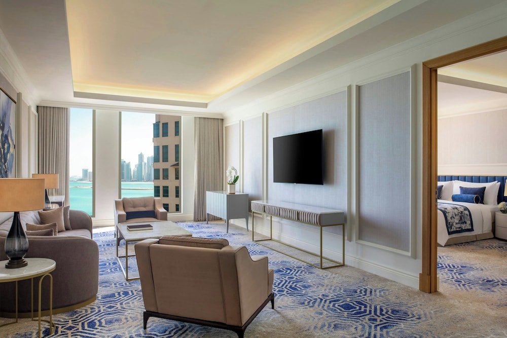 Suite, 1 Bedroom, Sea View - Photo 1
