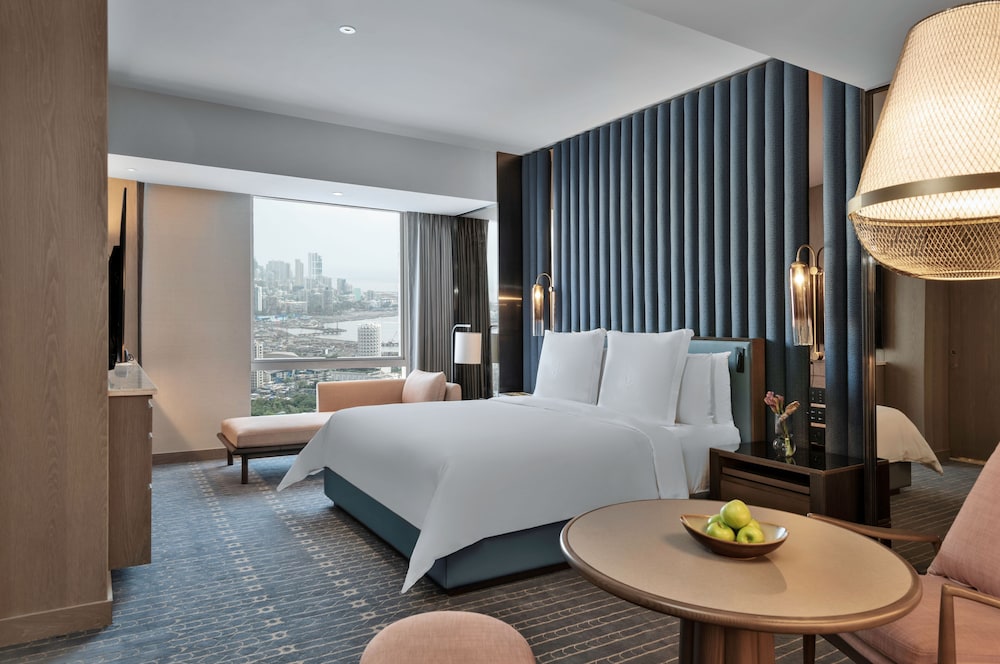 Premier Room, 1 King Bed, Sea View - Photo 4