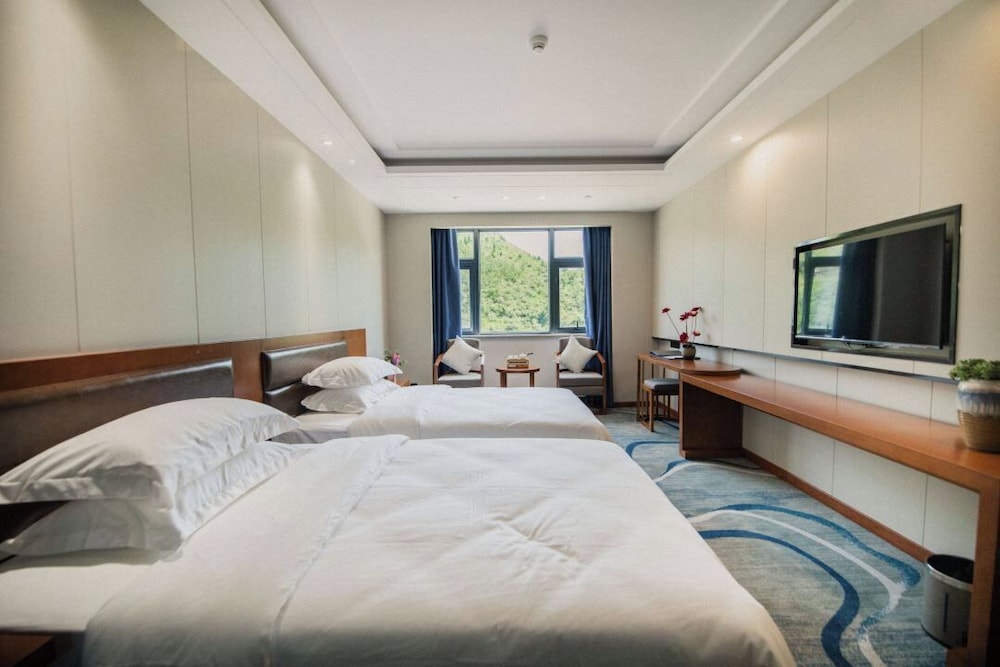 Superior Double Room, Mountain View photo 2