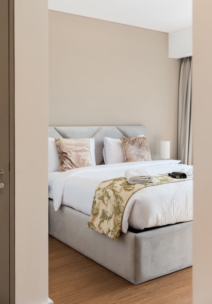 Luxury Apartment, 1 Bedroom, Non Smoking, Marina View photo 3