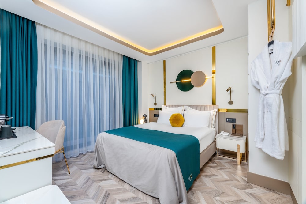 Standard Double or Twin Room, 1 Bedroom, City View