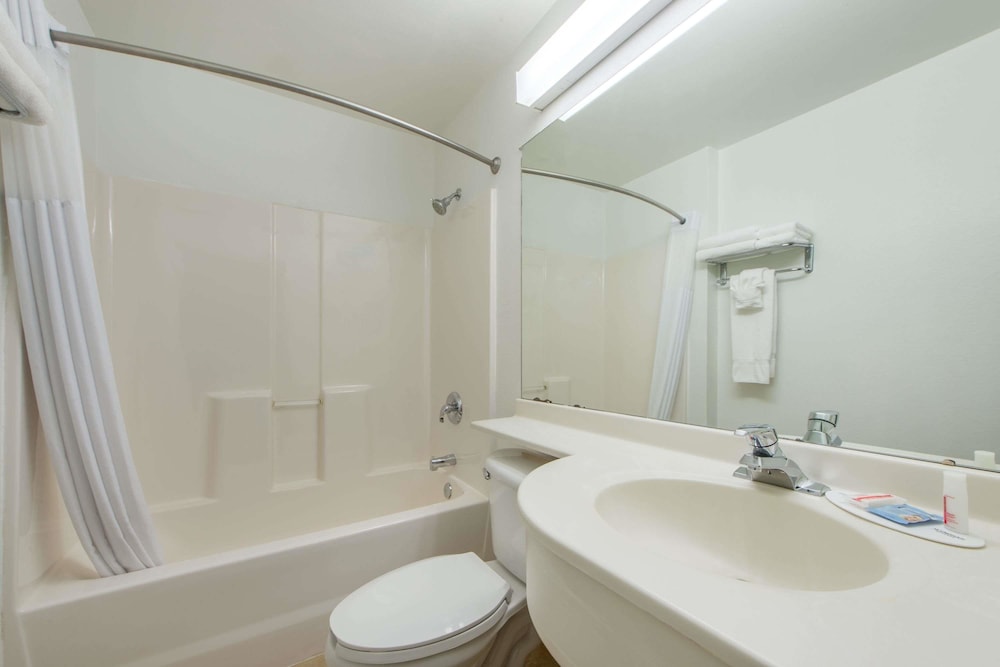 Microtel Inn & Suites, 写真 8