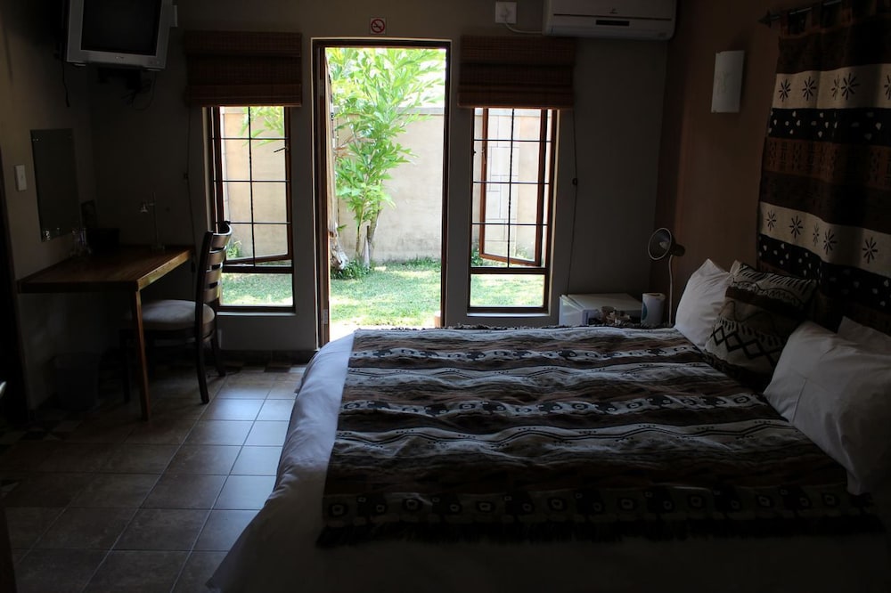 Deluxe Double Room photo 2