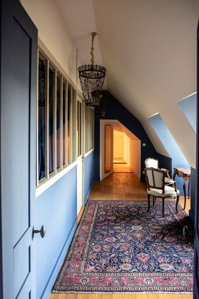 Royal Suite, 2 Bathrooms photo 3