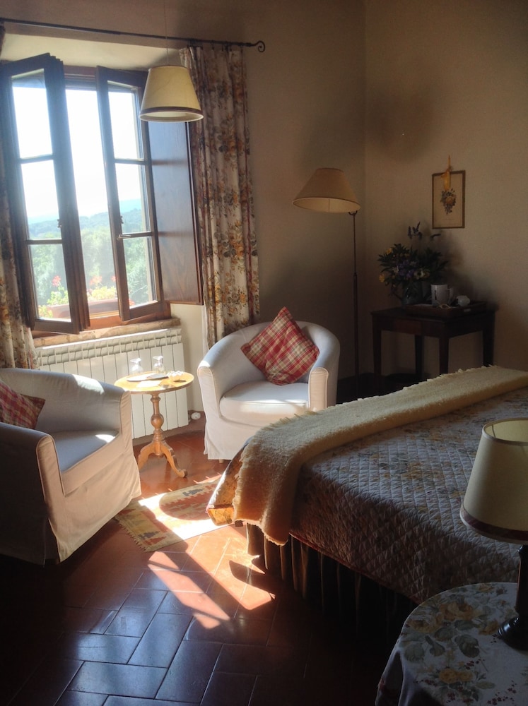 Superior Double or Twin Room photo 2