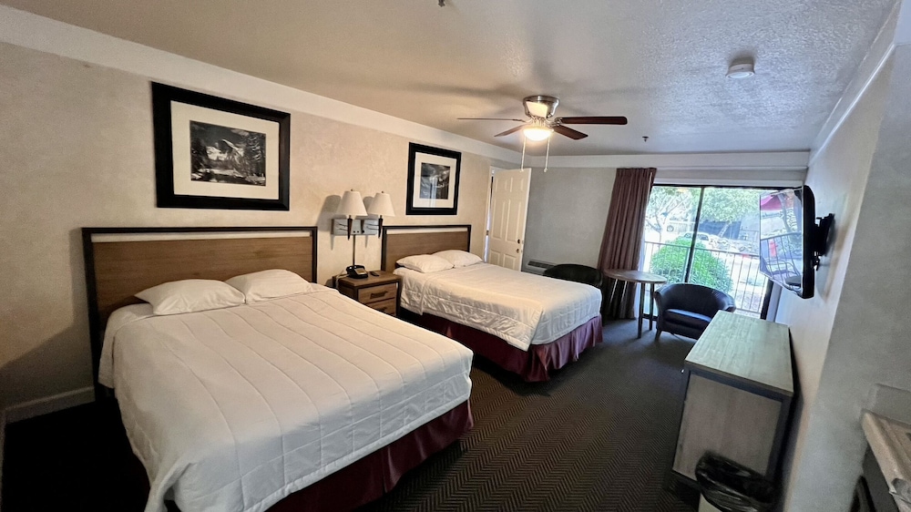 Classic 2 Room unit Family apartment photo 3