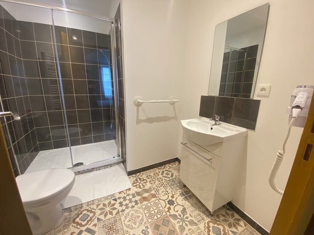 Standard Room photo 2
