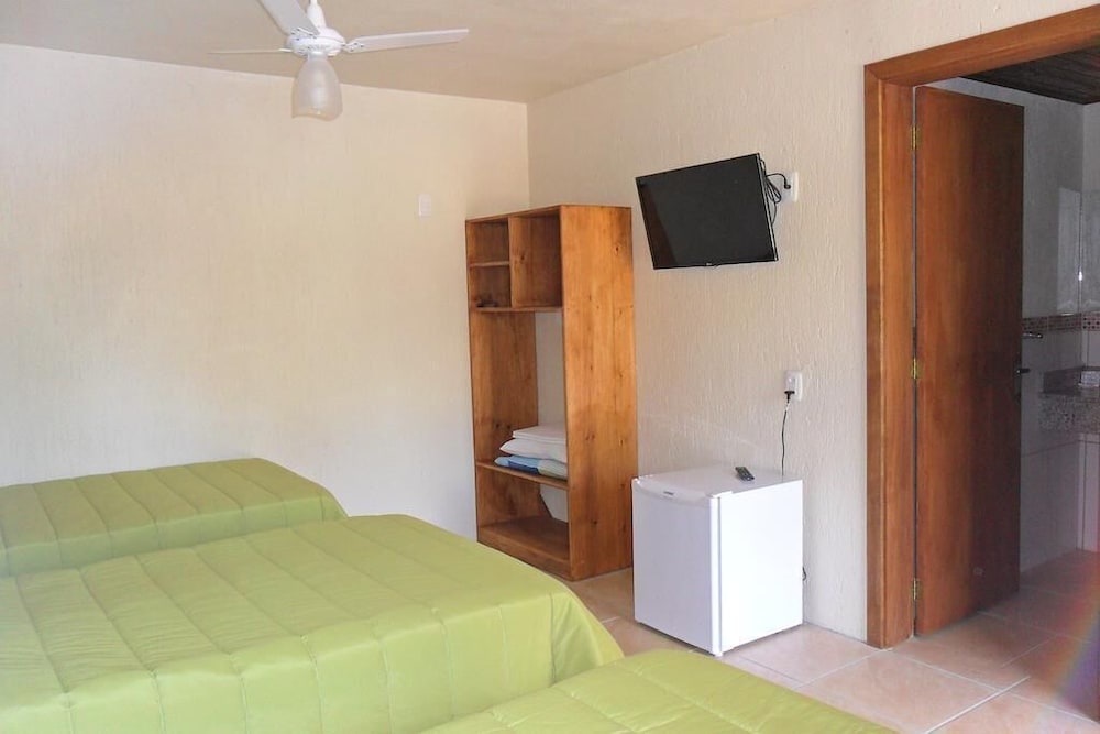 Basic Triple Room photo 3