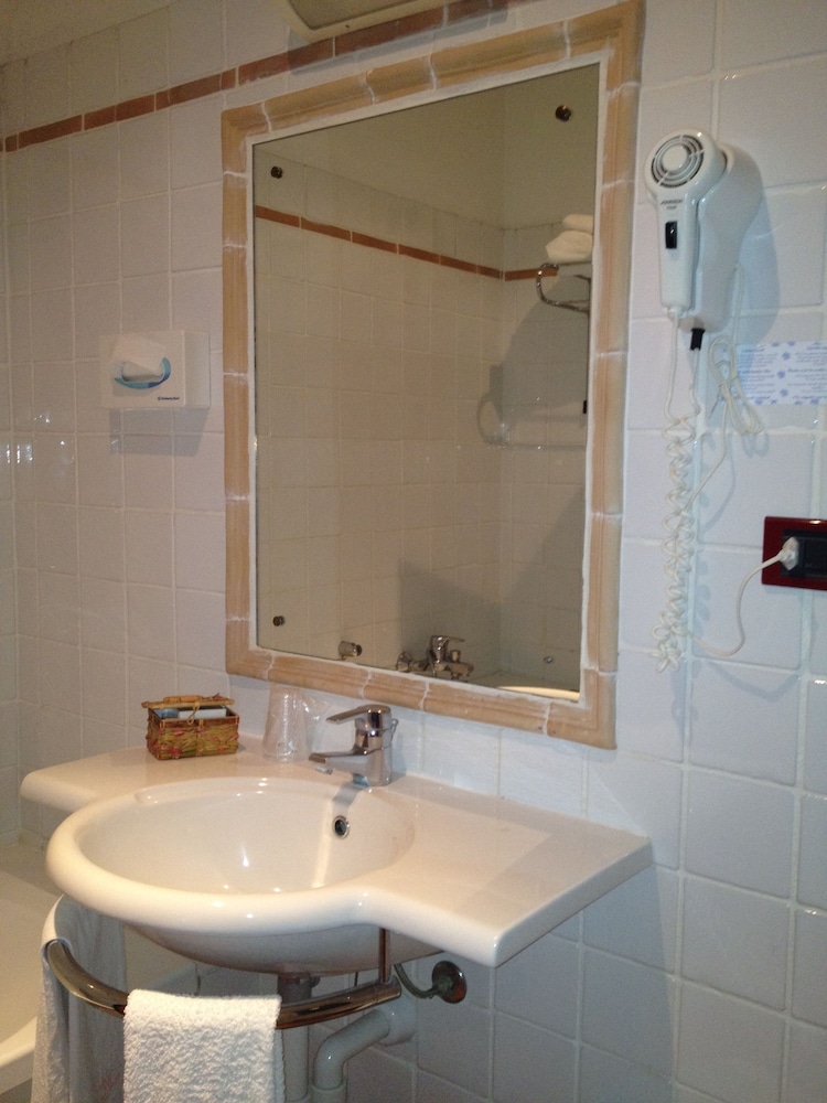 Double Room Single Use photo 2