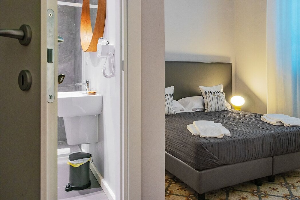 Family Double or Twin Room, 2 Bedrooms photo 2