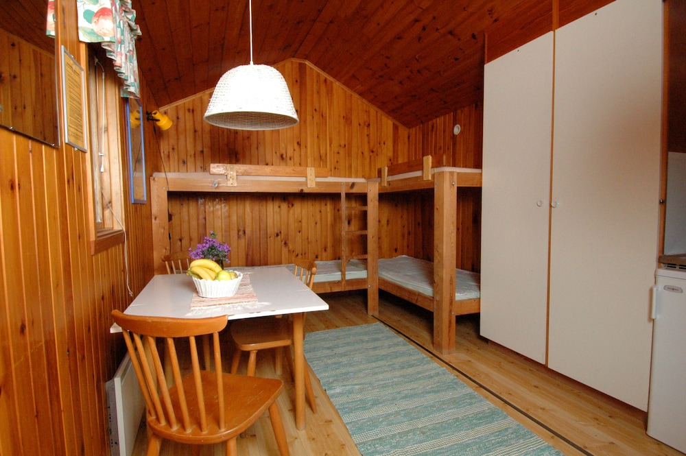 Standard Cabin (4 Beds) photo 2