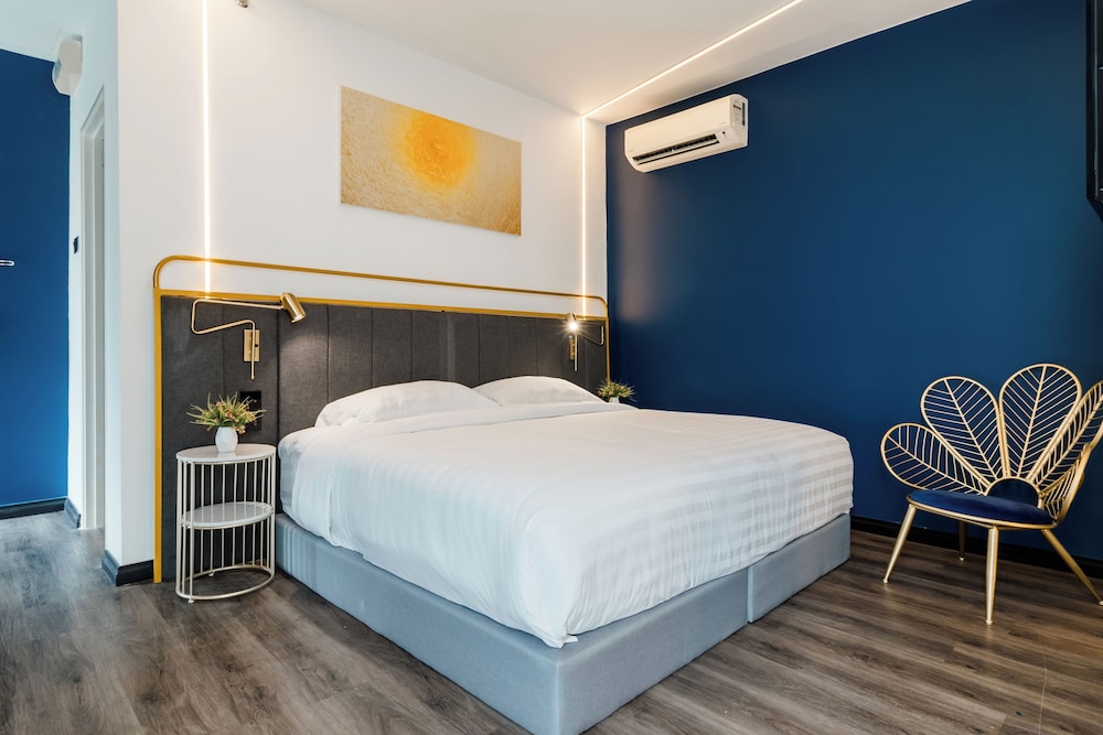 Comfort Room - Photo 4