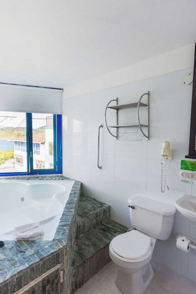 Junior Double Room - Photo 8