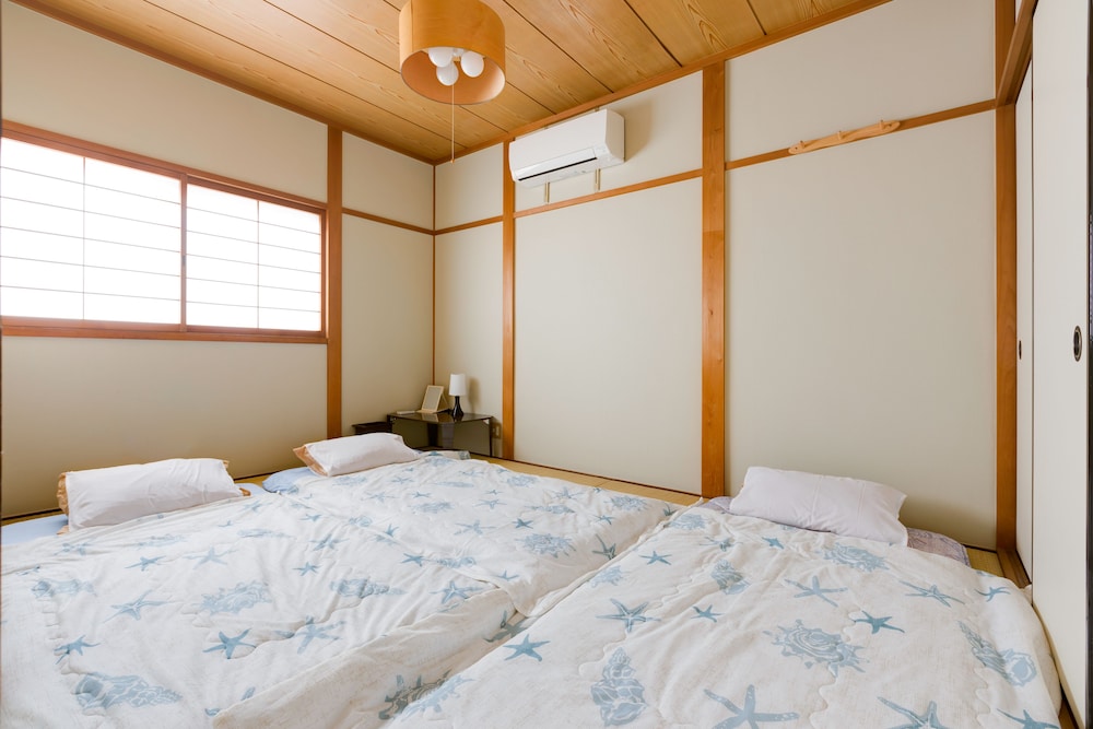 Japanese Style Room, 4 People, Shared Bathroom photo 1