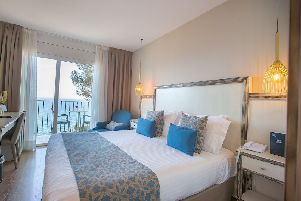 Superior Double Room, Balcony, Ocean View Superior Double Room, Balcony, Ocean View