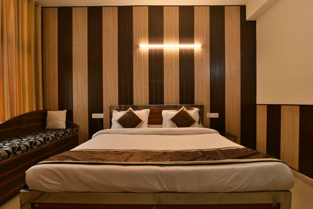 Deluxe Double Room, 1 King Bed, Accessible, Non Smoking photo 2