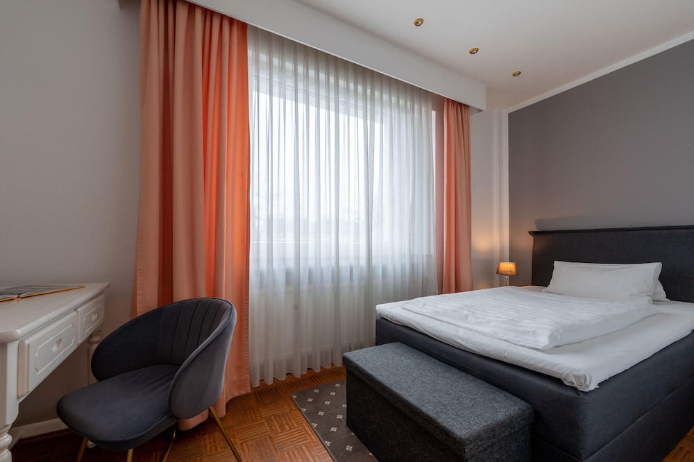 Basic Single Room