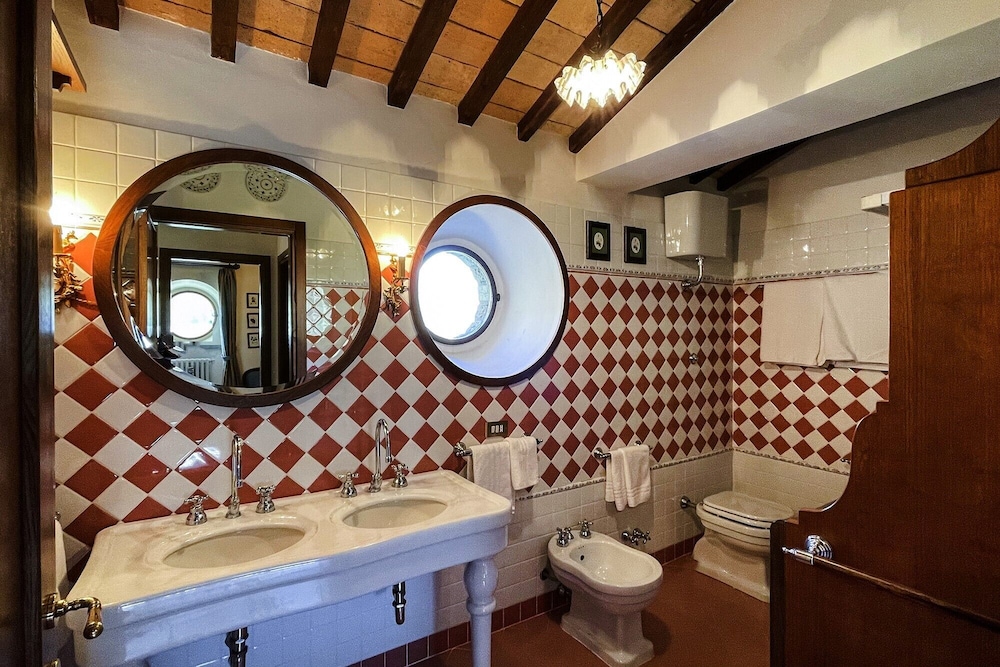Superior Villa photo 3