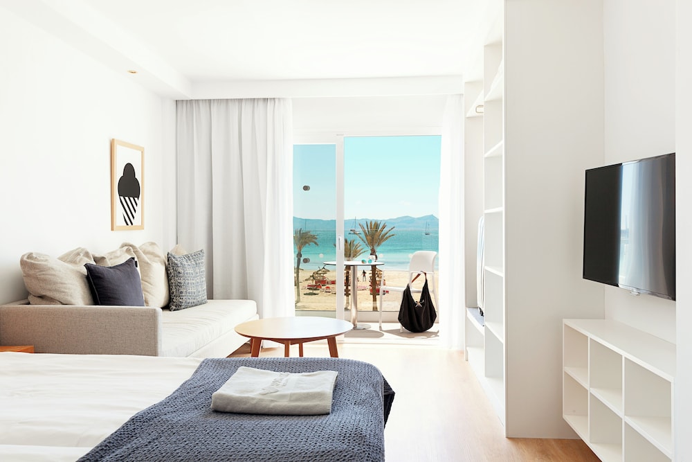 Standard Studio Sea View A12SEB
