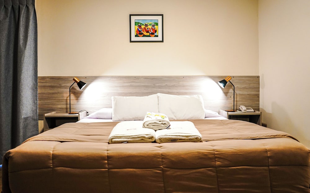 Deluxe Studio Suite