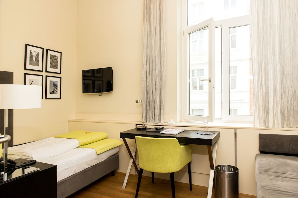 Superior Single Room, 1 Twin Bed photo 1